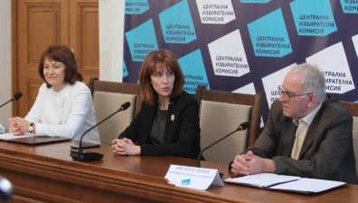 2 седмици между президентските и парламентарните избори, препоръча ЦИК