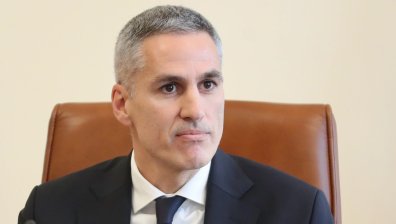 Гюров ще участва във Втората среща на върха по ядрената енергия в Париж