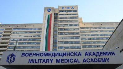 Трима българи са под лекарско наблюдение заради риск от коронавируса