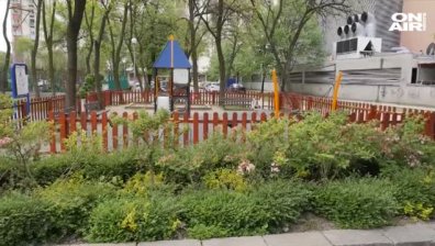 Вандали изпочупиха детска площадка в Пловдив