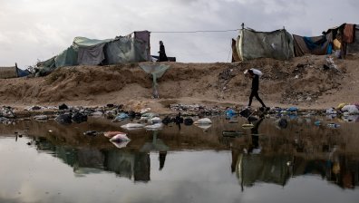 22-ма загинали, сред които и бебе, след израелски удар над Рафах