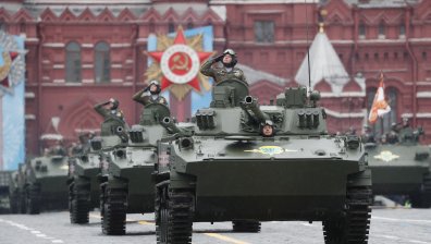 С впечатляващ военен парад на Червения площад Русия показа на света изключителна мощ