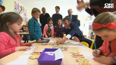 Франция забранява смартфоните в училищата