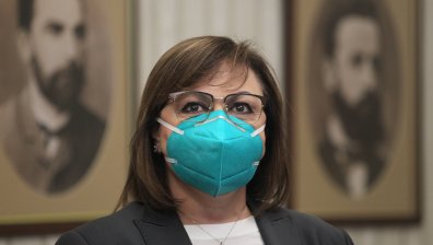 Нинова: Очаквам до края на деня окончателното коалиционно споразумение