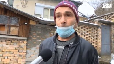Апел за помощ: Баща отглежда сам 2 деца, но може да остане без дом 