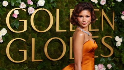 Стилно звездно присъствие на червения килим на "Златния глобус" (СНИМКИ)