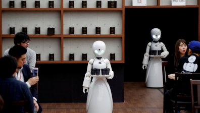 Много работни места могат да бъдат загубени до 2030 г. заради роботите