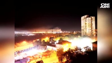 Пожар пламна в "Христо Ботев" в София, огънят е овладян (Видео)