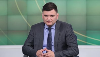 Застрахователите са важен инвеститор, секторът дава работа на хиляди