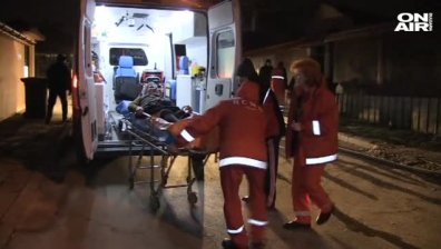 Възрастна жена е пострадала, след като пожар изпепели къща в Русе