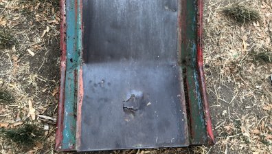 От HelpBook: Детето ми пострада на опасна площадка в столичен район