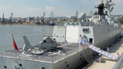 Китай се обръща към пазарите за военно финансиране