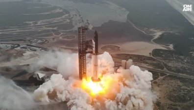 Частичен успех за свръхтежката ракета Starship на SpaceX