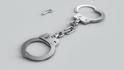 Задържаха мъж след закана за убийство, пребил друг на гробище