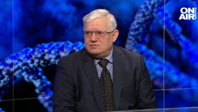 Трябва да откажем заявката от опасния Molnupiravir, хапчето на Pfizer е по-добро?