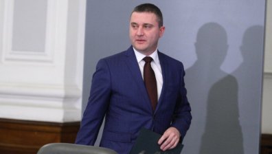 Отпускат 4,5 млрд. лева за справяне с икономическата криза