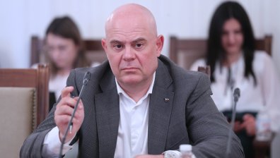 Иван Гешев се яви пред комисията за Мартин Божанов - Нотариуса