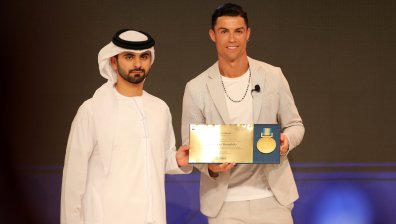 Кристиано Роналдо е №1 на Globe Soccer Awards