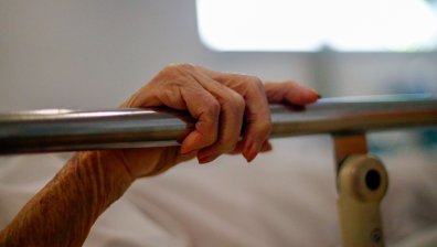 Лекар написа емоционално писмо към починал пациент – не бил ваксиниран