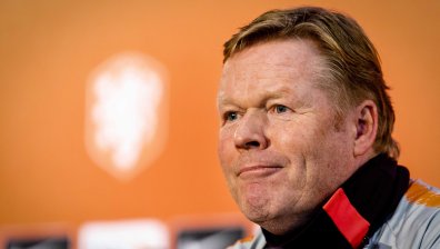 Оперираха спешно Роналд Куман заради сърдечни проблеми