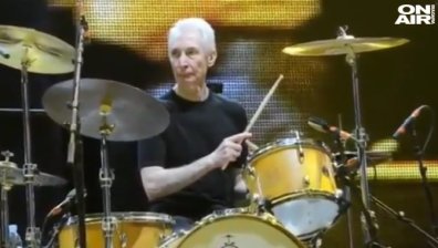 Музиканти и фенове скърбят за великия барабанист на "Ролинг Стоунс"  - Чарли Уотс