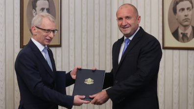 Николай Денков върна на Румен Радев неизпълнен втория мандат (+ВИДЕО)