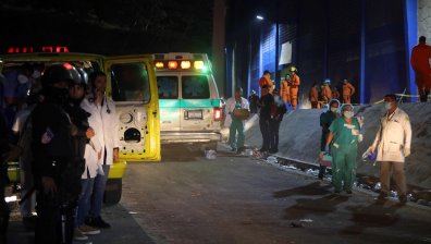 Девет души са стъпкани до смърт на стадион в Ел Салвадор