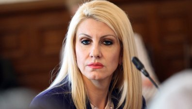 Десислава Ахладова поема министерския пост на Данаил Кирилов