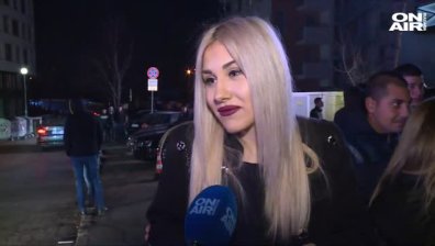 Студенти отбелязаха 8 декември с алкохол и поп-фолк 