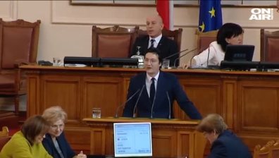 Високо напрежение в парламента заради партийните субсидии