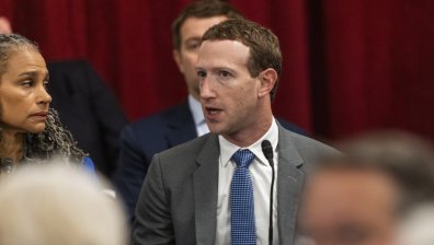 Зукърбърг стана фермер, отглежда говеда с бира и макадамия