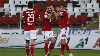 Спорт в България ще има, няма да спират футболното първенство