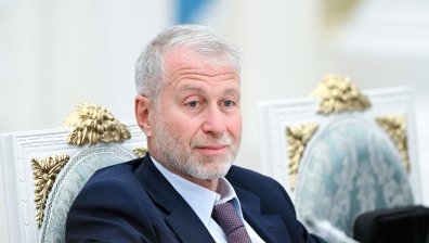 Великобритания: Абрамович да даде за Украйна 2,5 млрд. лири от продажбата на "Челси"