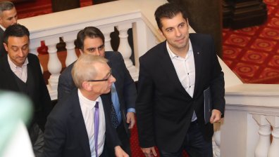 На консултациите с "Продължаваме промяната" партиите се обединиха около едно - срещата е закъсняла