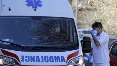 Токов удар уби две момиченца в банята, докато майка им ги къпе