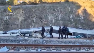 Счупена релса е вероятната причина за трагедията с 45 жертви в Испания