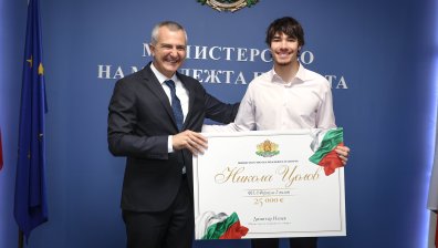 Никола Цолов получи премия от 25 000 евро от Министерството на спорта