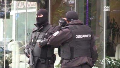 Спецакция в Русе: Задържаха 8 човека за рекет и наркотици