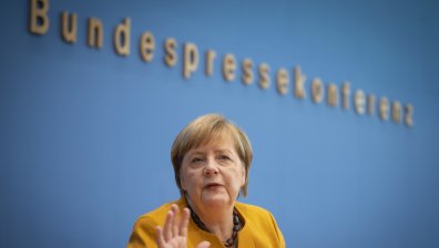 Меркел: Може да имаме поносим декември, ако имаме успех през ноември