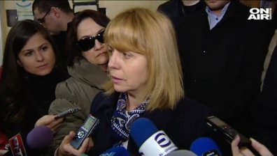 Фандъкова получавала сигнали за "Дондуков", но не повярвала