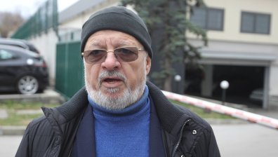 Илия Златанов и "Осемте джуджета": Подариха джипа ми на Младен Маринов, натовариха златото при Любена Петрова