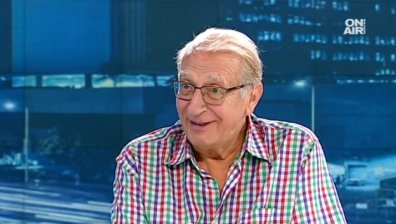 Политически и театрални представления: Къде играят по-добре?