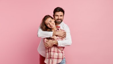 Мъжките зодии, които носят на съпругите си късмет