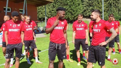 Край на сагата: Кайседо се присъедини към ЦСКА