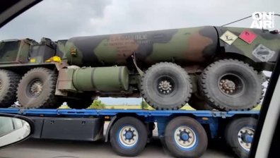 Камиони с немска регистрация извозват военна техника по АМ "Тракия"