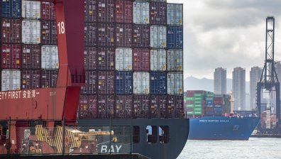 Завой към Изтока: Европа търгува повече с Китай и по-малко със САЩ