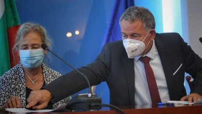 Кацаров с огромно нежелание обяви новите противоепидемични мерки