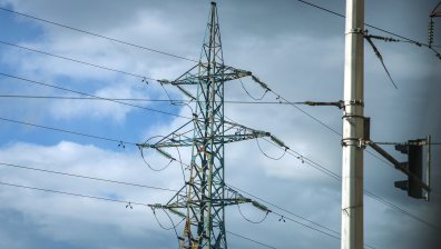 От утре токът за бизнеса ще е с близо 13% по-скъп