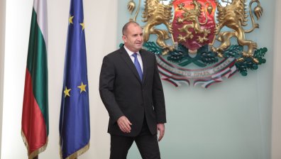 Президентът Радев приема ИТН, ДБ и "Възраждане"