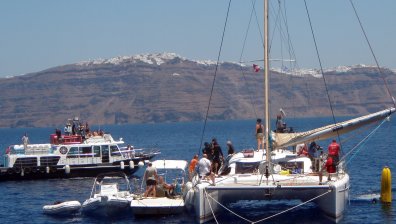 Санторини ограничава круизните туристи